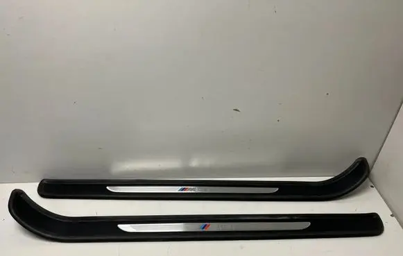 BMW M3 e92 sill trim set (inner) 7900751 7900752