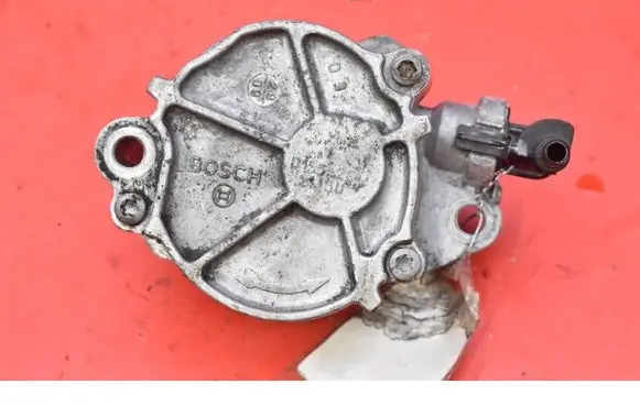 Ford Fiesta Vacuum pump D156-2C4