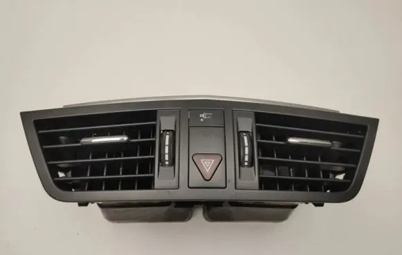 Mercedes-Benz E C207 W207 Dash center air vent grill A2078300054