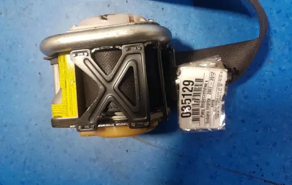Subaru Impreza III Front seatbelt C9343HR08