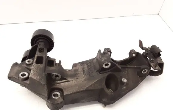 Renault Espace - Grand espace IV Generator/alternator bracket 8200527320