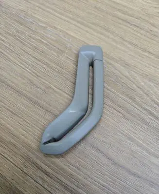 Volvo XC90 Seat belt trim 
