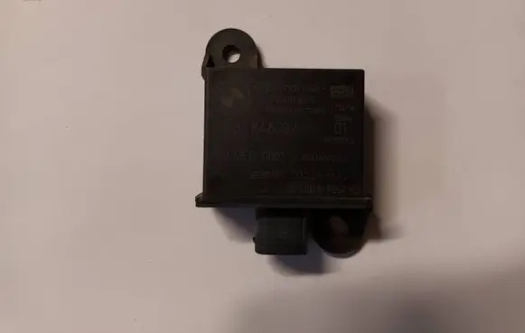 BMW 3 E90 E91 Tire pressure sensor 6781846 51524133 002BE00001