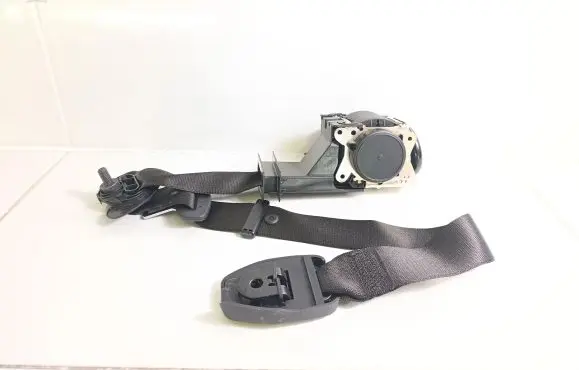 BMW i3 Front seatbelt 0589P10021