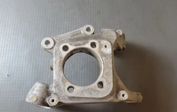 Ford Fusion II Rear wheel hub DG9C5B759A