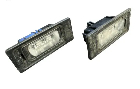 Audi A4 S4 B8 8K Number plate light 4G0943021