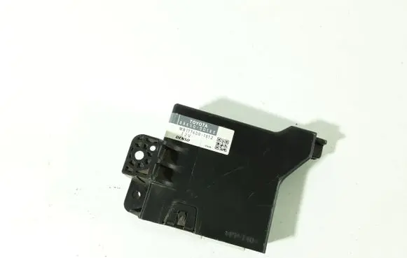 Toyota Yaris Other control units/modules 886500D180 MB1776001812