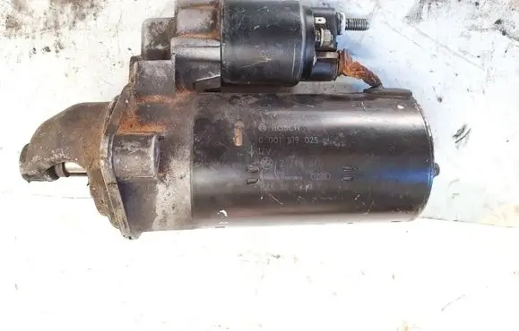 BMW 5 E39 Starter motor 0001109025 2246570