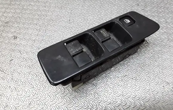 Subaru Forester SF Electric window control switch