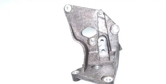 Nissan Qashqai Other engine bay part