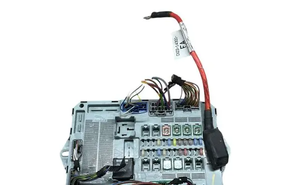 Jaguar XF X250 Fuse module CX2314D628AG A50025903 7370032840
