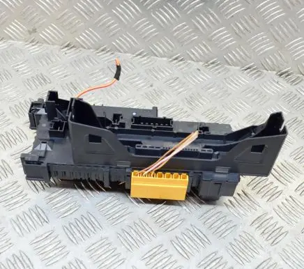 Mercedes-Benz C W204 Fuse module 016706581