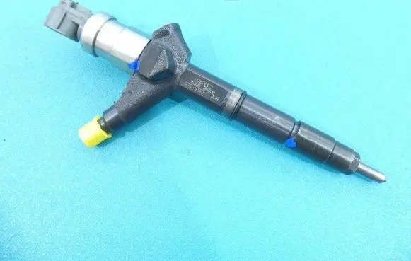 Nissan X-Trail T30 Fuel injector 166008H800 IMPRK1180225