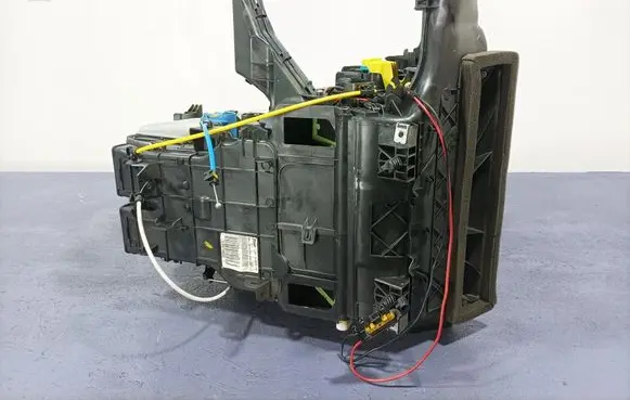 Renault Clio III Interior heater climate box assembly 8200784933