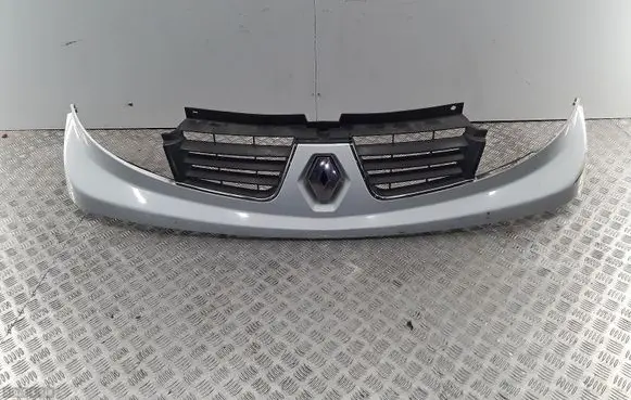 Renault Trafic II (X83) Front grill