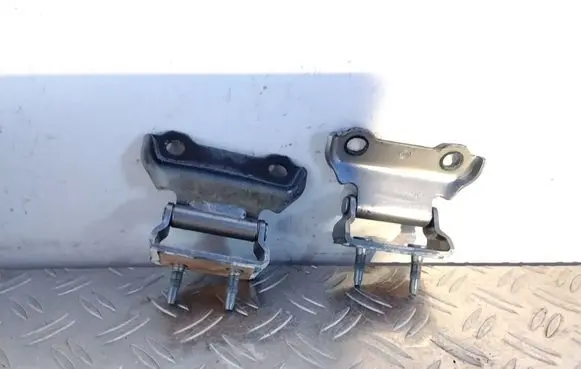 Lexus RX 450H Tailgate/trunk/boot hinge