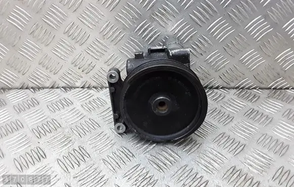 Mercedes-Benz C W204 Power steering pump A0064661501