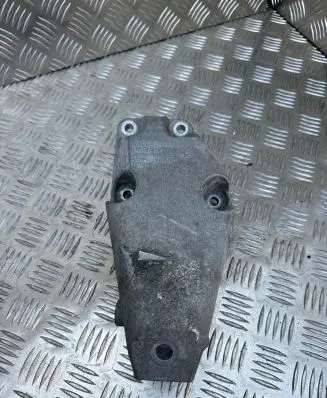 BMW 5 F10 F11 Engine mounting bracket 6859901 ENA046000 210383710