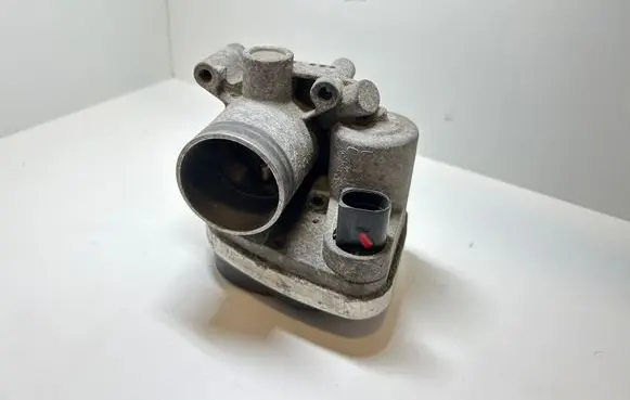 Seat Ibiza II (6k) Throttle valve 036133062N