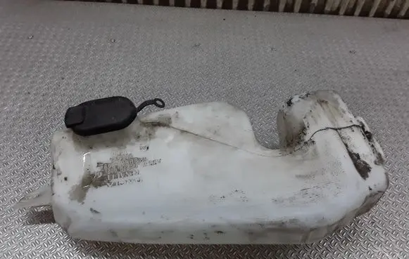 Dacia Logan I Windshield washer fluid reservoir/tank 8200609549