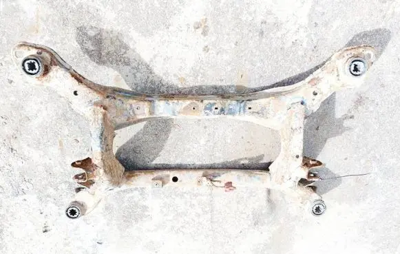 Volvo V70 Rear subframe 