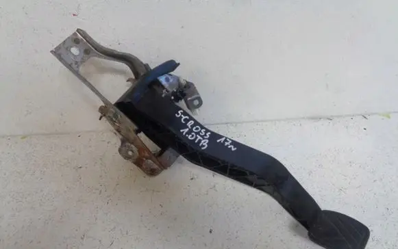 Suzuki SX4 S-Cross Clutch pedal 4980061M60