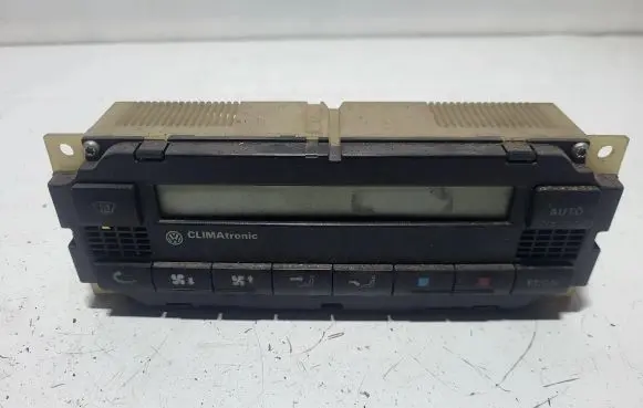 Volkswagen Golf IV Climate control unit 3B1907044A 5HB00761702