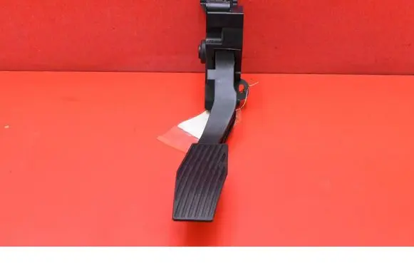 Opel Insignia A Accelerator throttle pedal 84478055