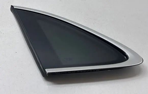 Porsche Macan (95B) Rear side window 95B845297XN 1611 43R002092