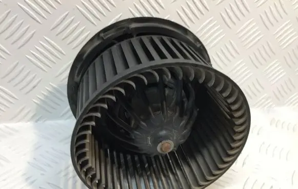 Nissan Micra Heater fan/blower N101035Q