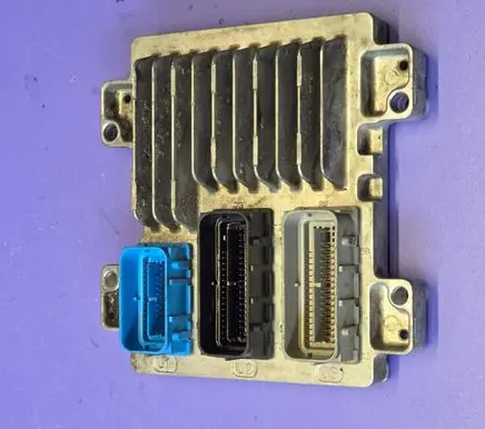 Opel Astra J Engine control unit/module 12644081 12642100 86AA76K003073L7S