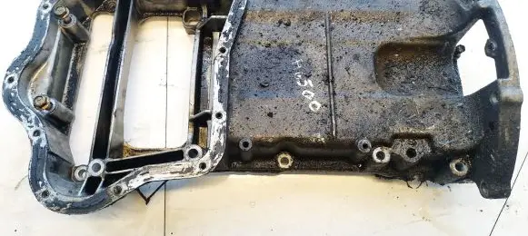 Nissan X-Trail T30 Oil sump