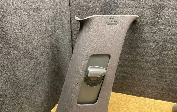 (B) pillar trim (top)