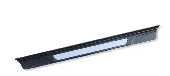 BMW 3 E46 Front sill trim cover 8204113