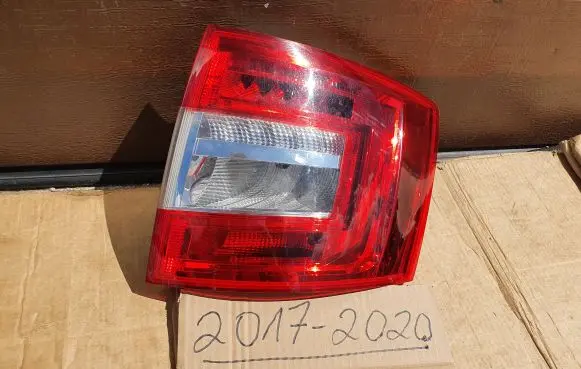 Skoda Octavia Mk3 (5E) Rear/tail lights 5E9945096B