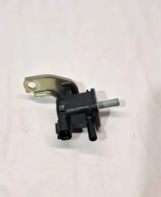 Toyota RAV 4 (XA40) Vacuum valve 9091012275 1205226