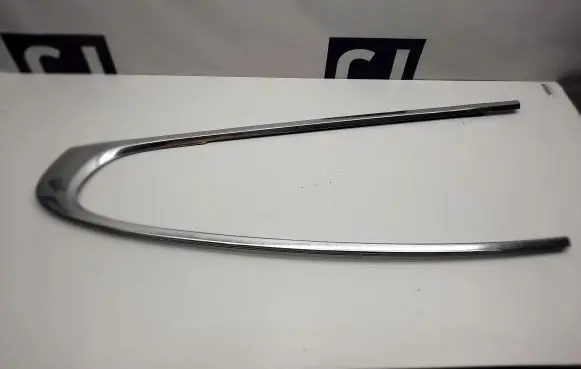 Jaguar XF X250 Rear side glass trim 8X23F255A61A 8X23F255A61