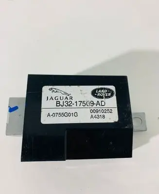 Jaguar E-Pace Window wiper relay BJ3217509AD