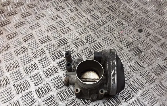 Volkswagen Caddy Throttle valve A2053093430 06A133062AT