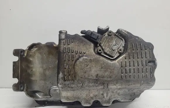 Volkswagen Golf V Oil sump 03C103603