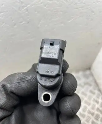 Chrysler Voyager Camshaft position sensor 0281002667