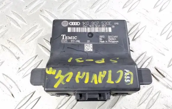 Skoda Octavia Mk2 (1Z) Other control units/modules 1K0907530E 1K0907951 0325