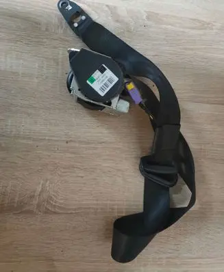 Audi A4 S4 B7 8E 8H Front seatbelt 560788601
