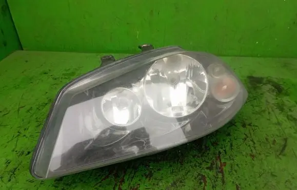 Seat Ibiza III (6L) Headlight/headlamp 6L1941005M
