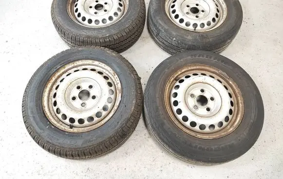 Volkswagen Transporter - Caravelle T5 R16 C summer tire 7H0601027D
