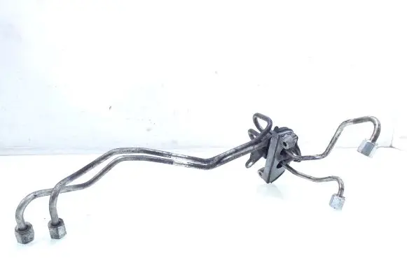 Subaru Legacy Fuel injector supply line/pipe 