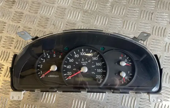 KIA Sorento Speedometer (instrument cluster) 940033E080 20021008 200373000K