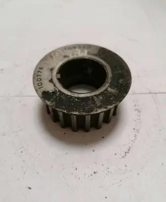 Volvo S40, V40 Crankshaft pulley 108330