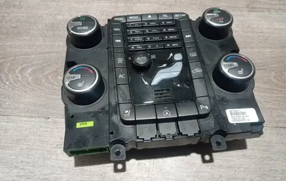 Volvo S80 Climate control unit 30795271 M4215400102