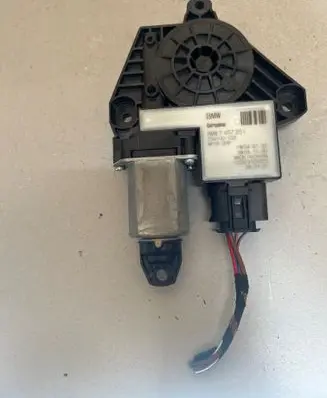 BMW iX3 G08 Rear door window regulator motor 7457251